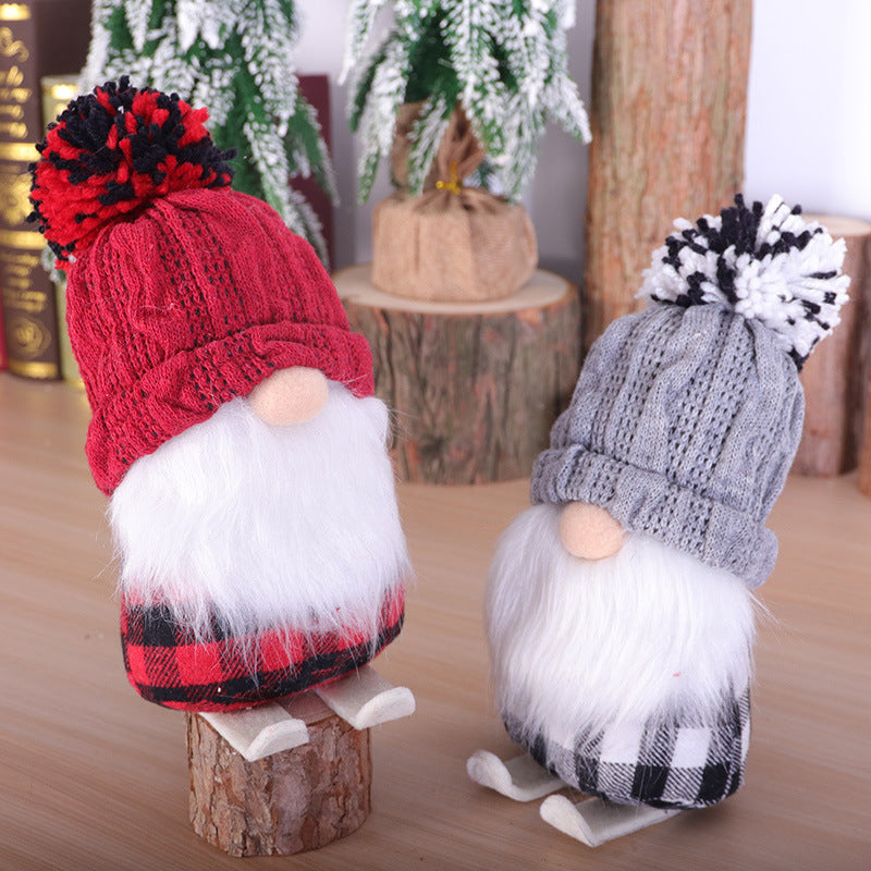 Christmas Decoration Supplies Ski Doll - Small Ornaments for Festive Decor