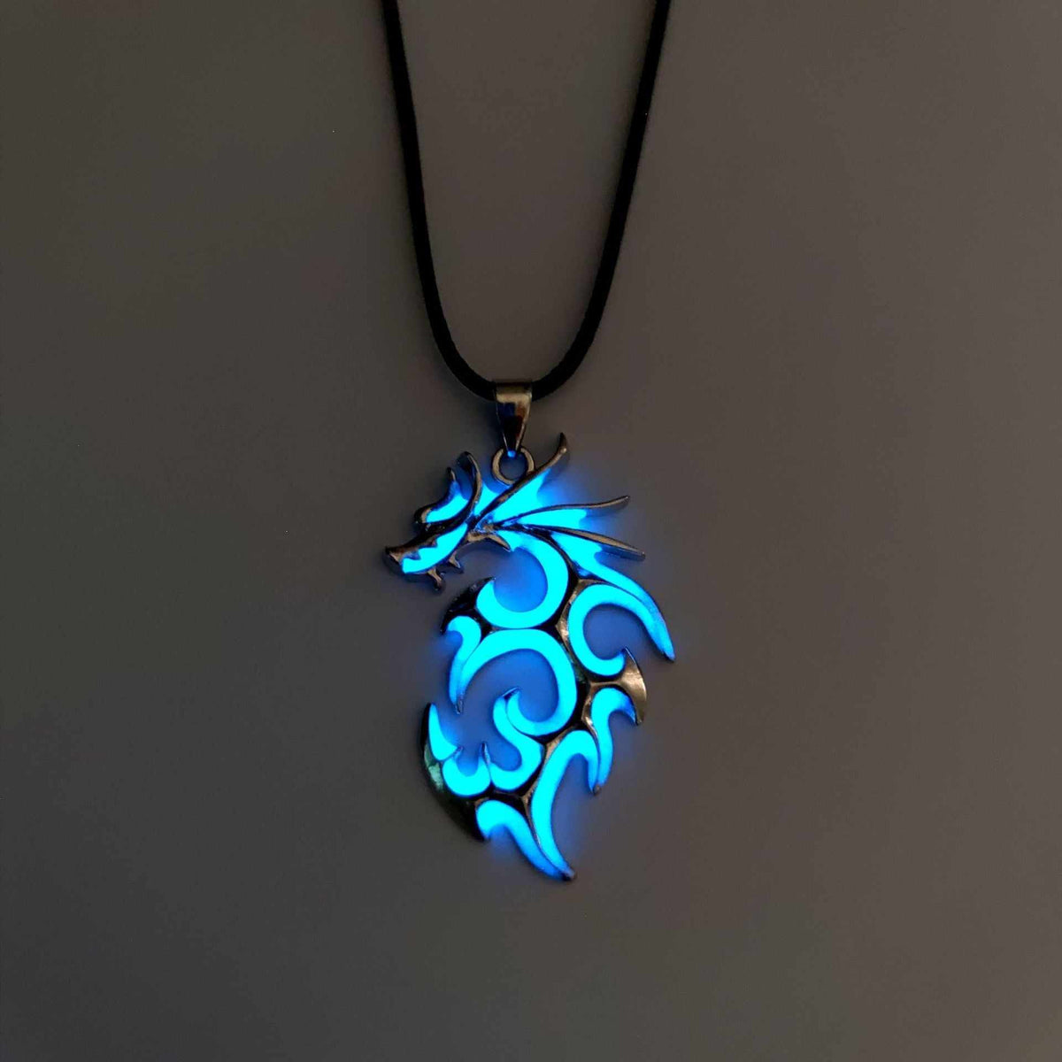 Fashion Trendy Men's Luminous Flame Dragon Necklace jewelry