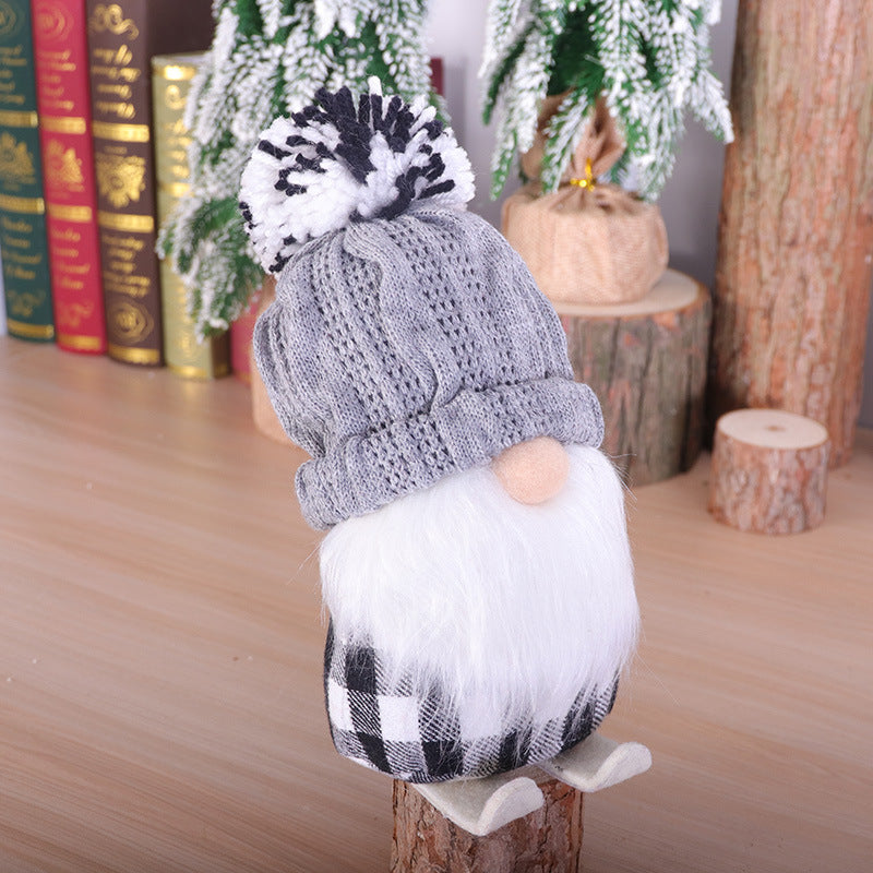 Christmas Decoration Supplies Ski Doll - Small Ornaments for Festive Decor